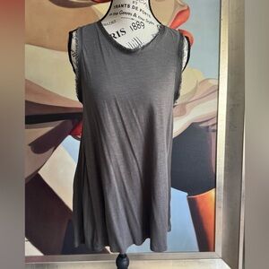 Gap charcoal Gray distressed hem Swing Tank Top size small